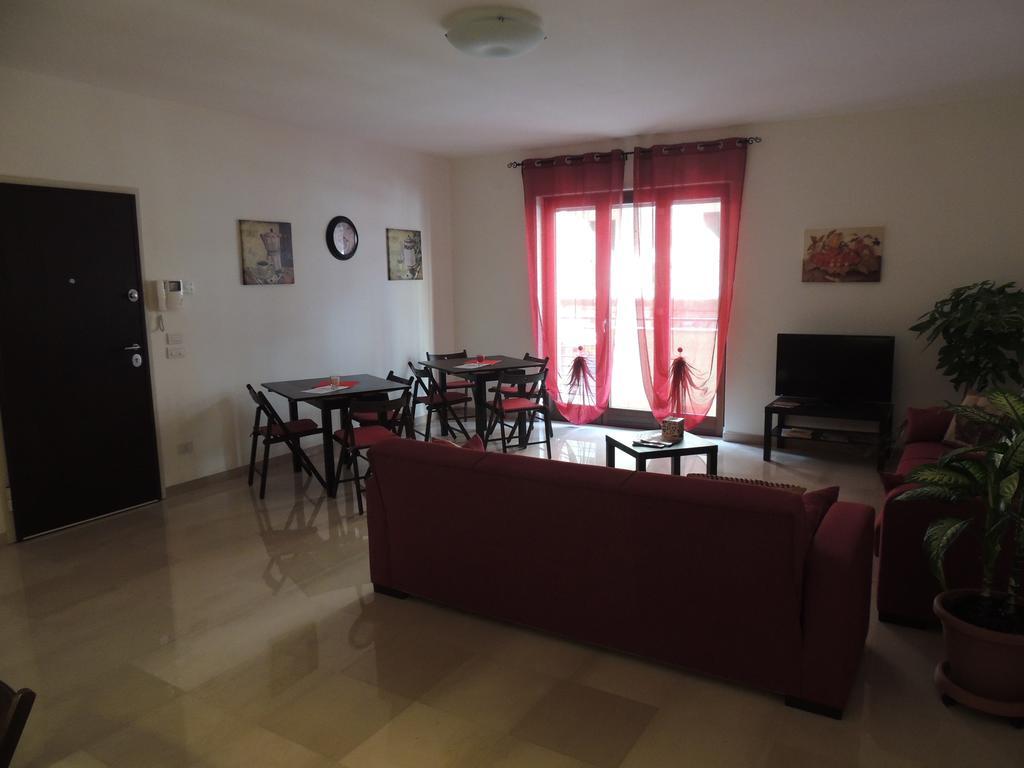 Domus Taranto Unica Sede Otel Dış mekan fotoğraf